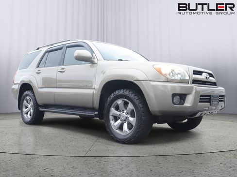 Used 2008 Toyota 4Runner Limited AWD/4WD image 3