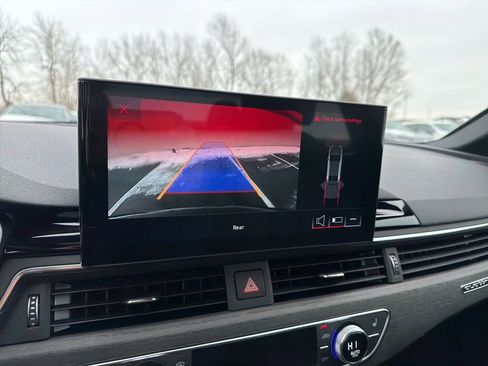 Used 2025 Audi A4 2.0T Premium w/ Convenience Package image 30