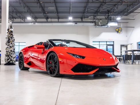 Used 2017 Lamborghini Huracan LP 610-4 image 3