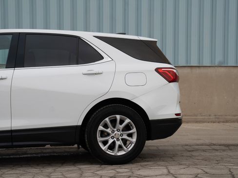 Used 2019 Chevrolet Equinox LT image 8