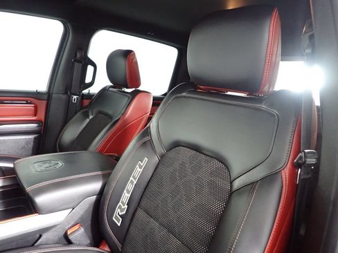 Used 2019 RAM 1500 Rebel w/ Rebel Level 2 Equipment Group AWD/4WD image 19