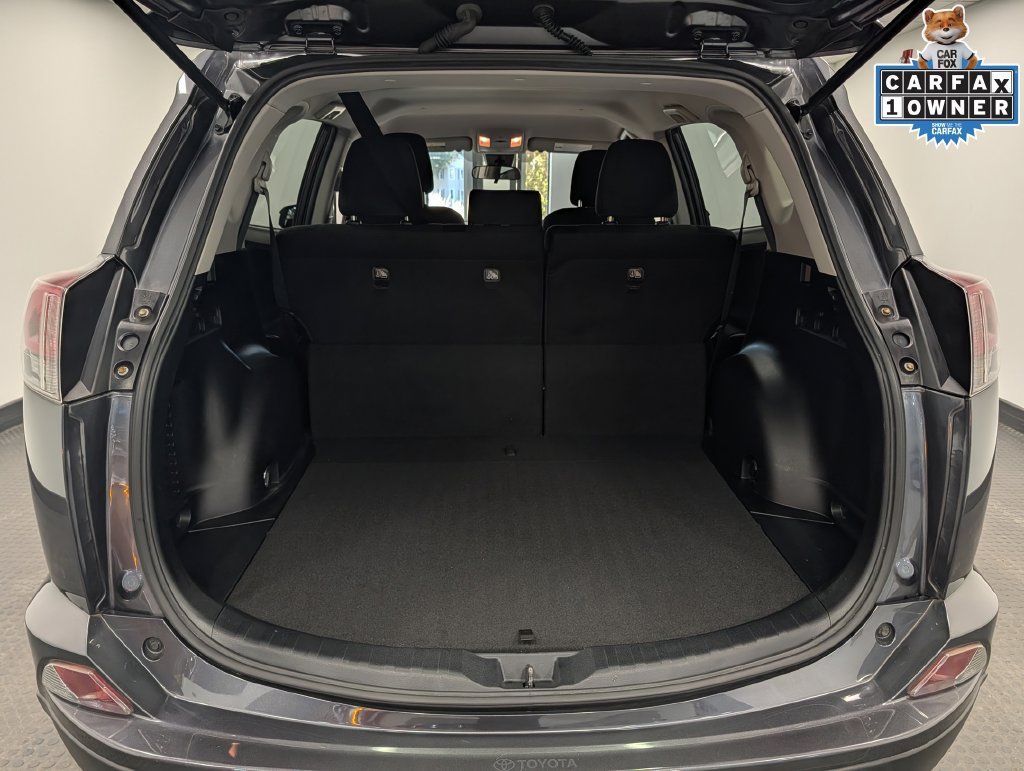 Used 2018 Toyota RAV4 LE w/ All Weather Liner Package AWD/4WD image 29