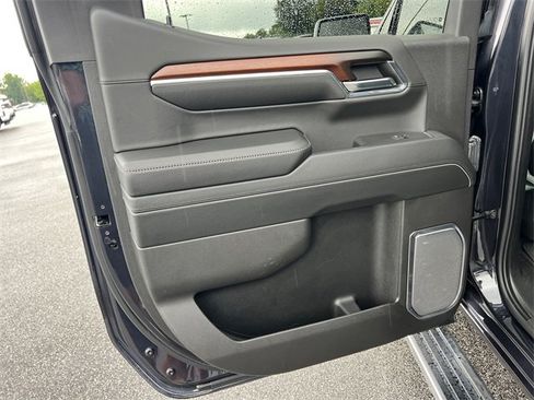 Used 2024 GMC Sierra 1500 Denali w/ Denali Reserve Package image 21