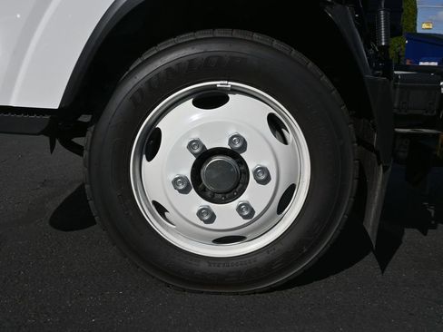 New 2025 Isuzu NPR HD image 19