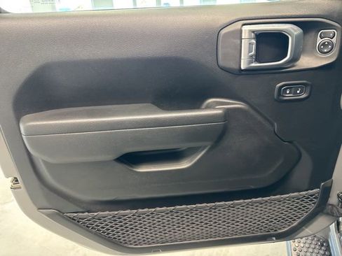 Used 2022 Jeep Wrangler Unlimited Sport image 16