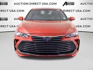 Used 2021 Toyota Avalon XLE w/ Moonroof Package FWD video 2