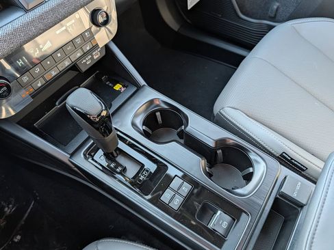 New 2026 Subaru Outback Limited AWD/4WD image 16