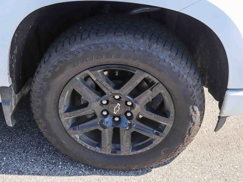 Used 2025 Chevrolet Silverado 1500 Custom w/ Turbomax Blackout Package RWD image 7