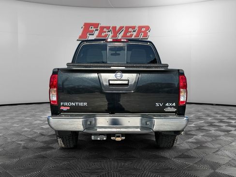 Used 2019 Nissan Frontier SV image 4