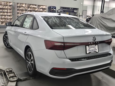 New 2025 Volkswagen Jetta Sport image 8