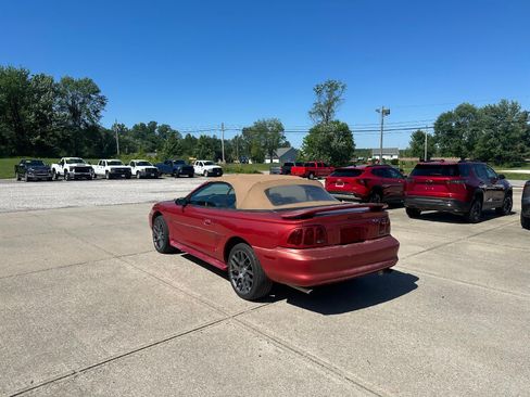 Used 1998 Ford Mustang GT RWD image 6