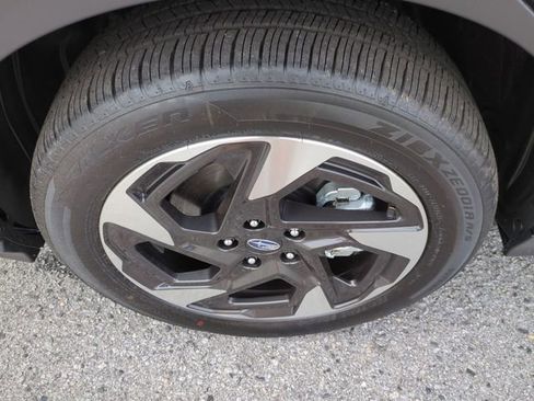 New 2025 Subaru Crosstrek 2.5i Limited image 10