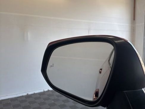 Used 2022 Toyota RAV4 XLE w/ Convenience Package FWD image 8