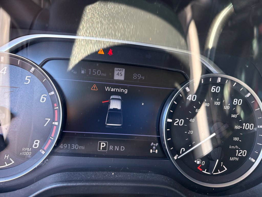 Used 2021 Nissan Titan SV w/ SV Convenience Package AWD/4WD image 6