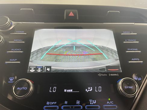 Used 2020 Toyota Camry XSE FWD image 22