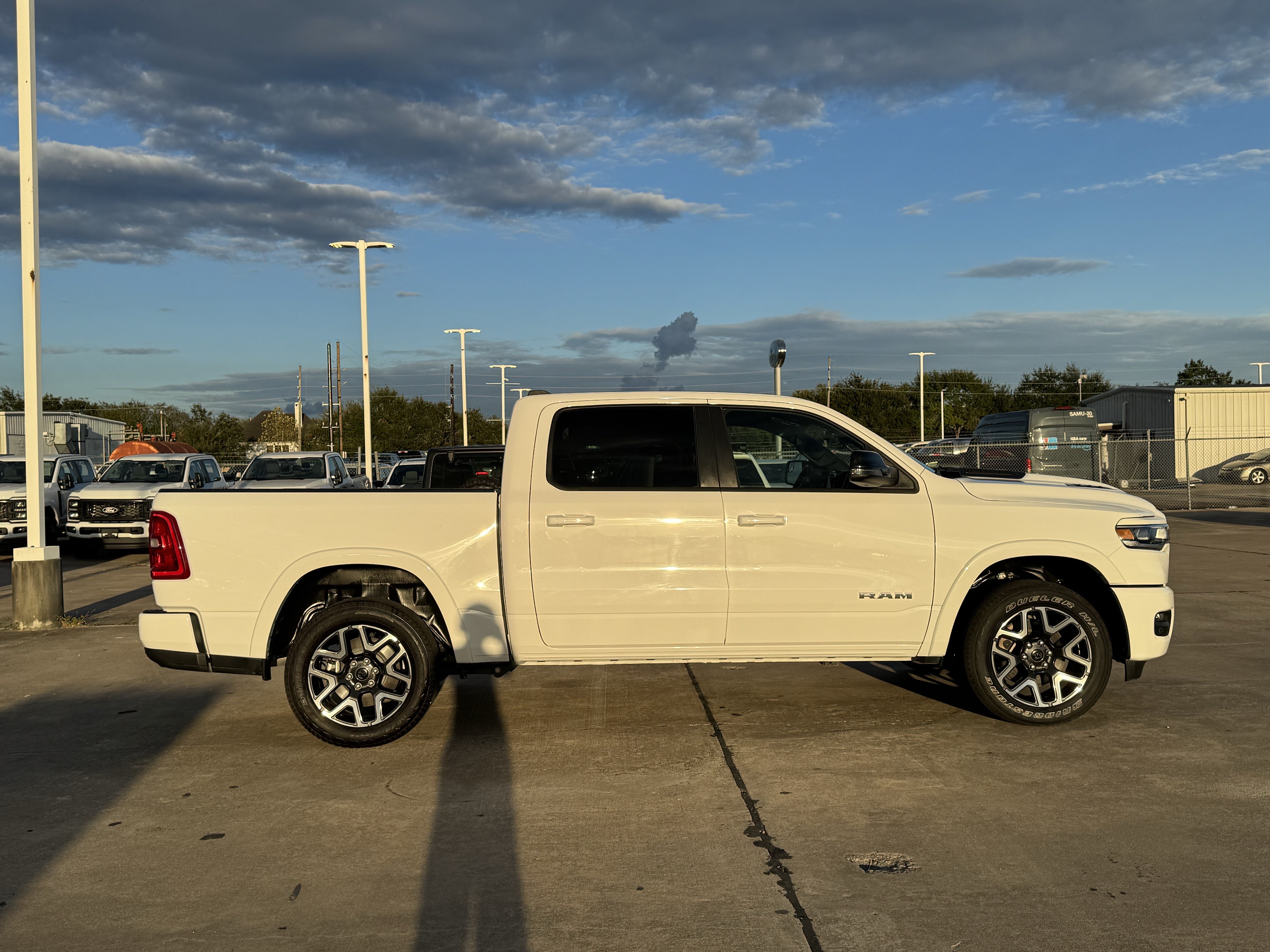 Used 2025 RAM 1500 Laramie w/ Sport Appearance Package AWD/4WD image 6
