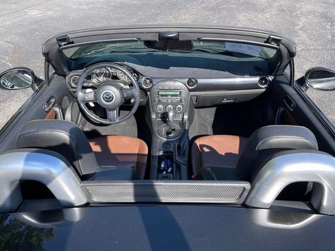 Used 2013 MAZDA MX-5 Miata Grand Touring w/ Premium Pkg RWD image 9