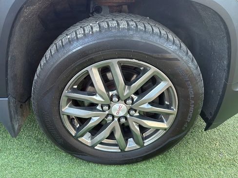 Used 2017 GMC Acadia SLT AWD/4WD image 50