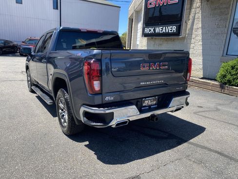 Used 2021 GMC Sierra 1500 SLE w/ X31 Off-Road Package AWD/4WD image 6