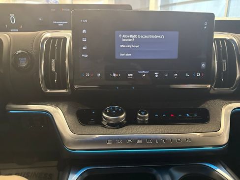 Used 2027 Ford Expedition Tremor w/ Driver's Package AWD/4WD image 21
