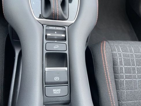 Used 2025 Honda HR-V Sport image 27