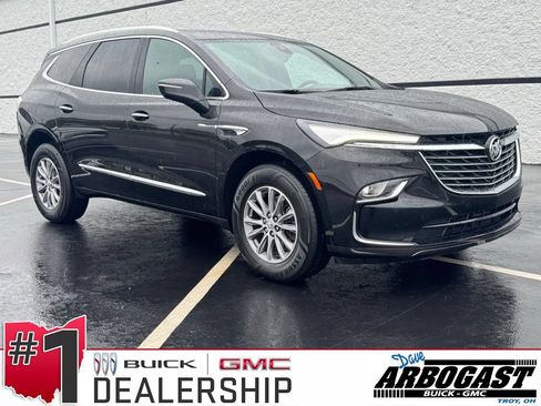 Used 2024 Buick Enclave Premium FWD image 1