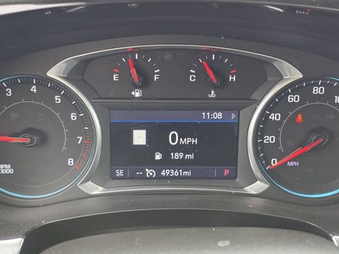 Used 2021 Chevrolet Traverse LT w/ LT Premium Package AWD/4WD image 30