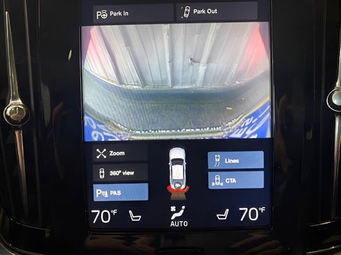 Used 2018 Volvo S90 T6 Momentum w/ Protection Package image 17