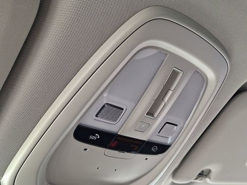 Certified 2024 Volvo XC60 B5 Core image 26