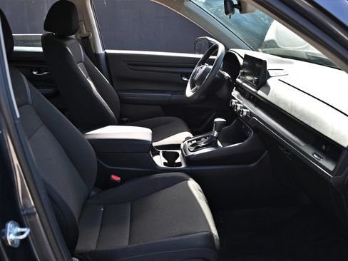 Used 2024 Honda CR-V LX image 11