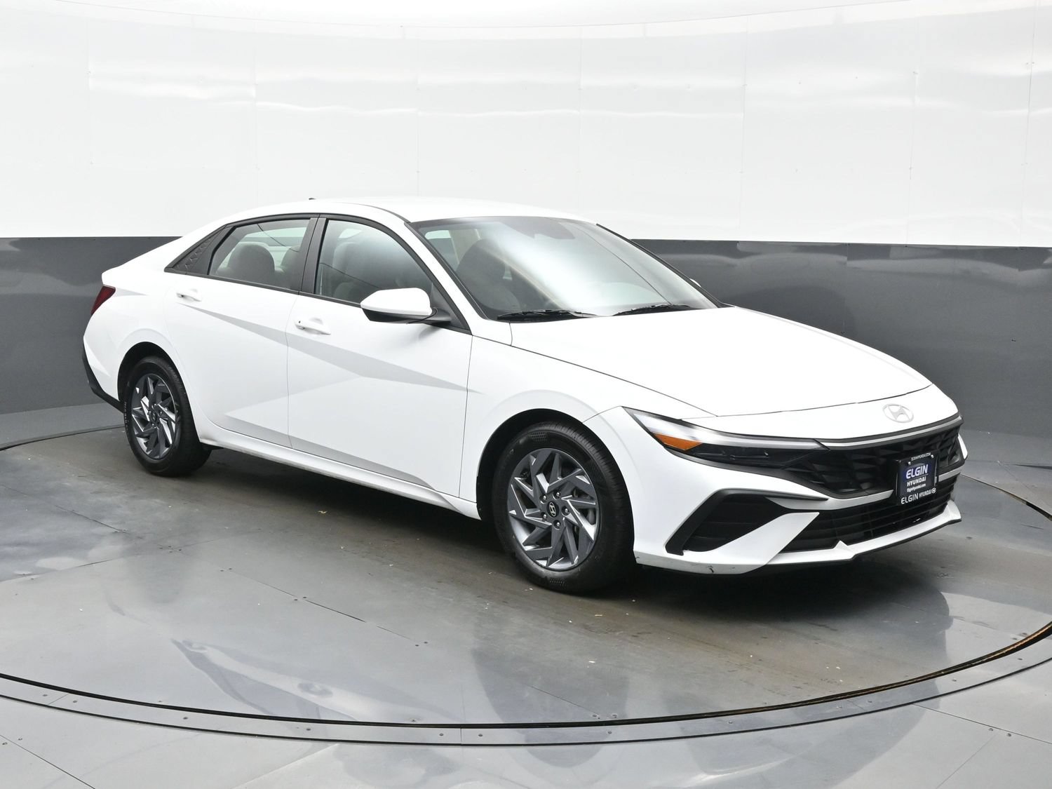Certified 2024 Hyundai Elantra SEL FWD image 8