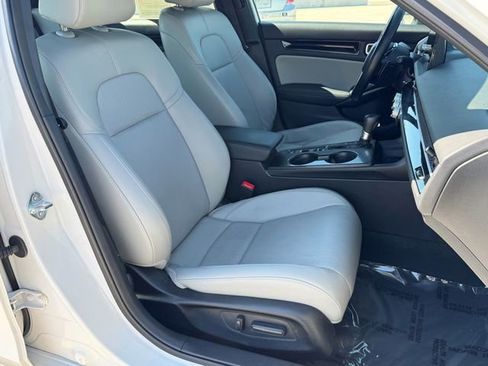 Certified 2025 Honda Civic Sport Touring image 19