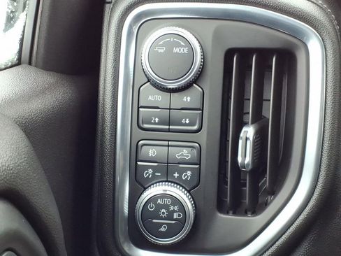 Used 2020 GMC Sierra 1500 SLT w/ SLT Premium Plus Package image 28