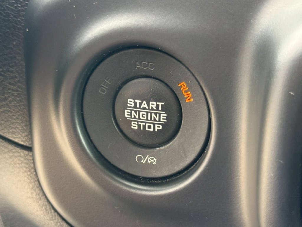 Used 2020 Jeep Wrangler Unlimited Sport AWD/4WD image 21