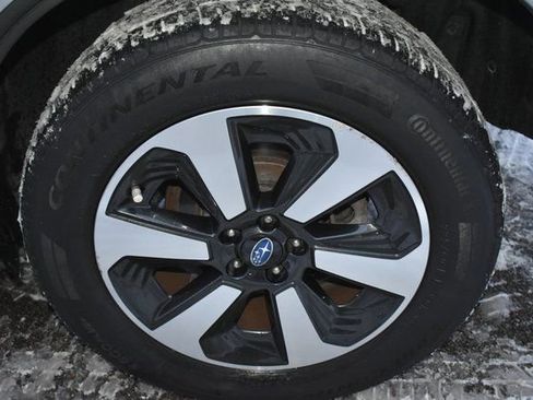 Used 2018 Subaru Forester 2.5i Premium w/ All-Weather Package image 42