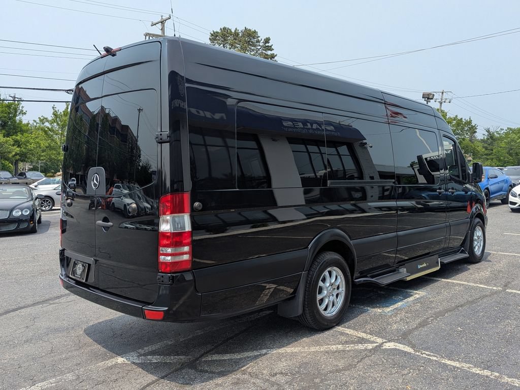 Used 2017 Mercedes-Benz Sprinter 2500 image 6