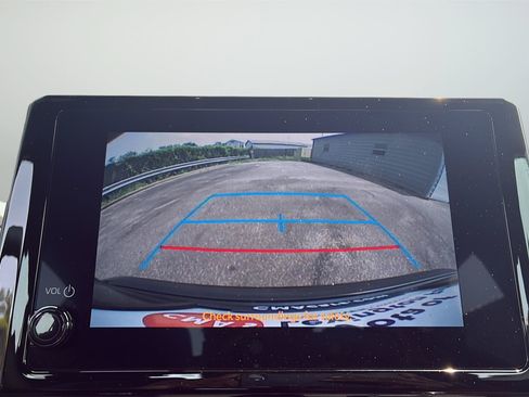 Used 2026 Toyota Corolla SE FWD image 15