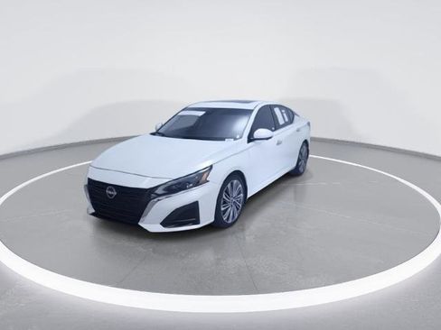 Certified 2024 Nissan Altima 2.5 SL image 5