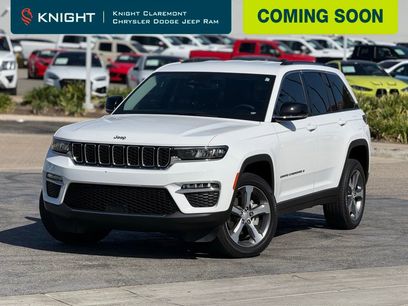 Used 2023 Jeep Grand Cherokee Limited w/ Trailer Tow Prep Group (B)