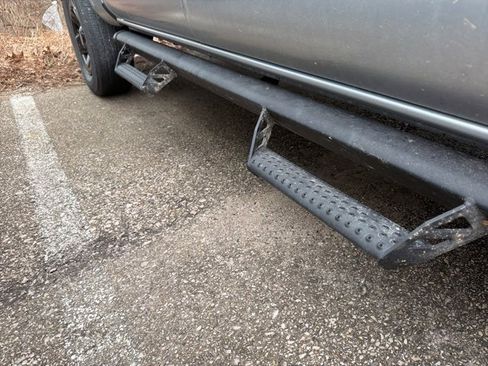 Used 2021 Toyota Tacoma SR w/ SR Convenience Package image 11