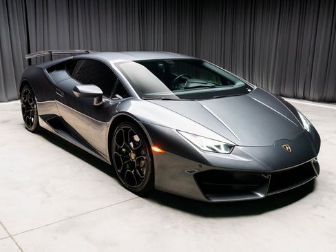 Used 2018 Lamborghini Huracan LP 580-2 image 16