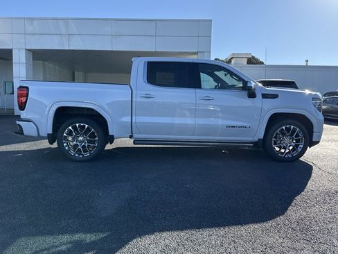 New 2026 GMC Sierra 1500 Denali AWD/4WD image 2