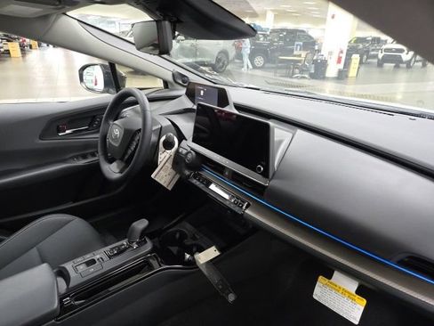 New 2026 Toyota Prius Limited FWD image 9