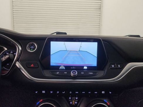 Used 2019 Chevrolet Blazer LT AWD/4WD image 24