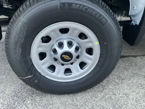 New 2026 Chevrolet Silverado 3500 W/T image 14
