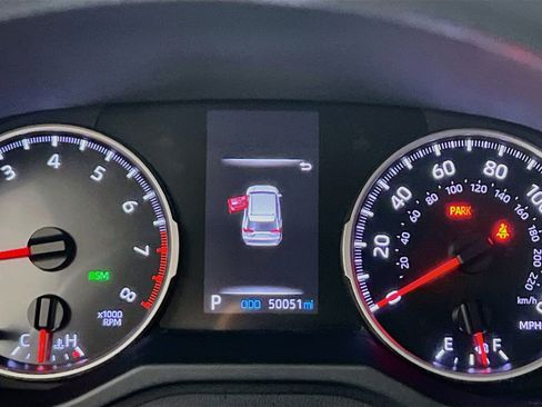 Used 2021 Toyota RAV4 XLE FWD image 22
