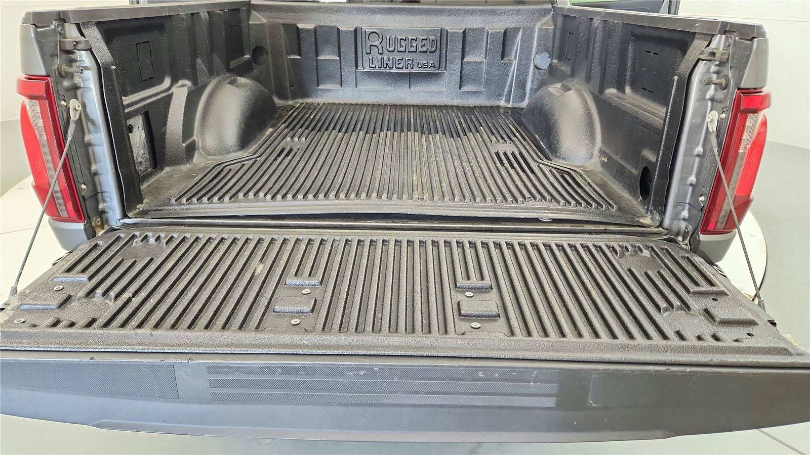 Used 2025 Ford F150 XLT w/ Equipment Group 301A Standard AWD/4WD image 21