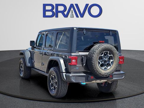 Used 2023 Jeep Wrangler Unlimited Rubicon 4xe w/ Cold Weather Group AWD/4WD image 5