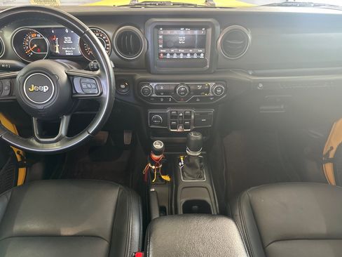 Used 2021 Jeep Wrangler Unlimited Sport AWD/4WD image 17