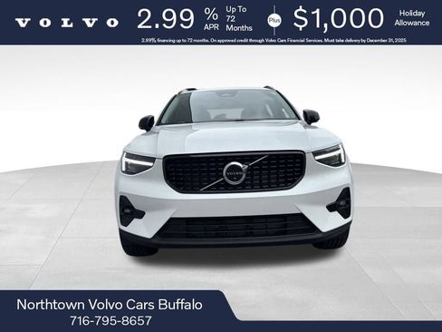 New 2026 Volvo XC40 B5 Plus w/ Protection Package Premier image 7